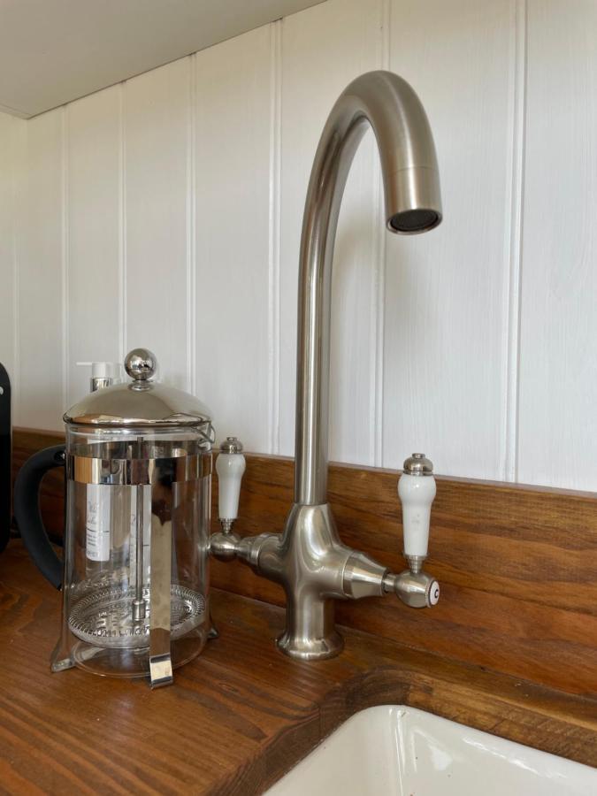 Cobo Cottage チチェスター エクステリア 写真
